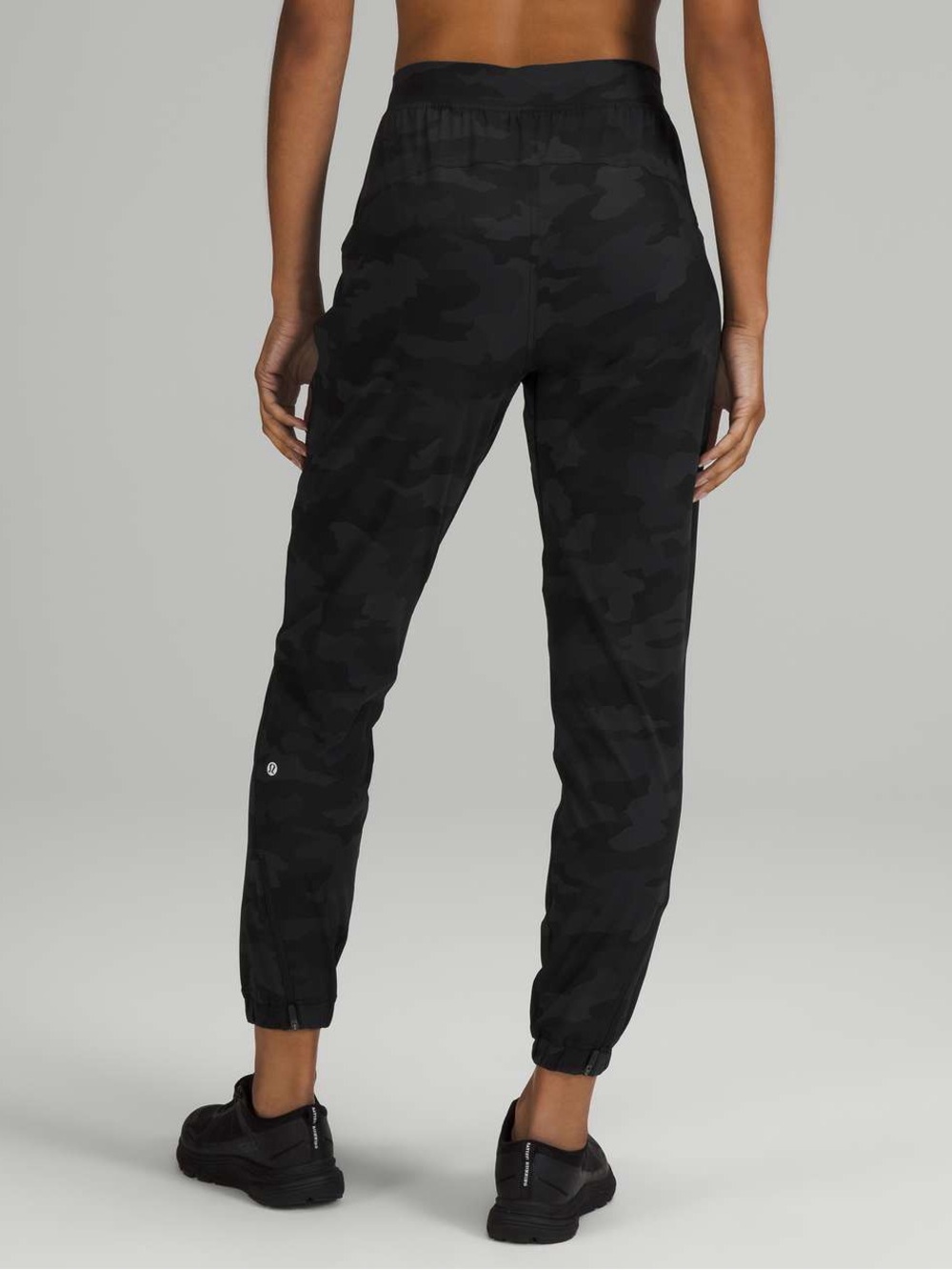 Lululemon Adapted State High-Rise Jogger 28" Heritage 365 Camo Deep Coal Sz 2